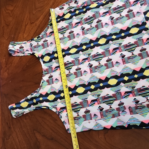 Neon tank top - Picture 3 of 8